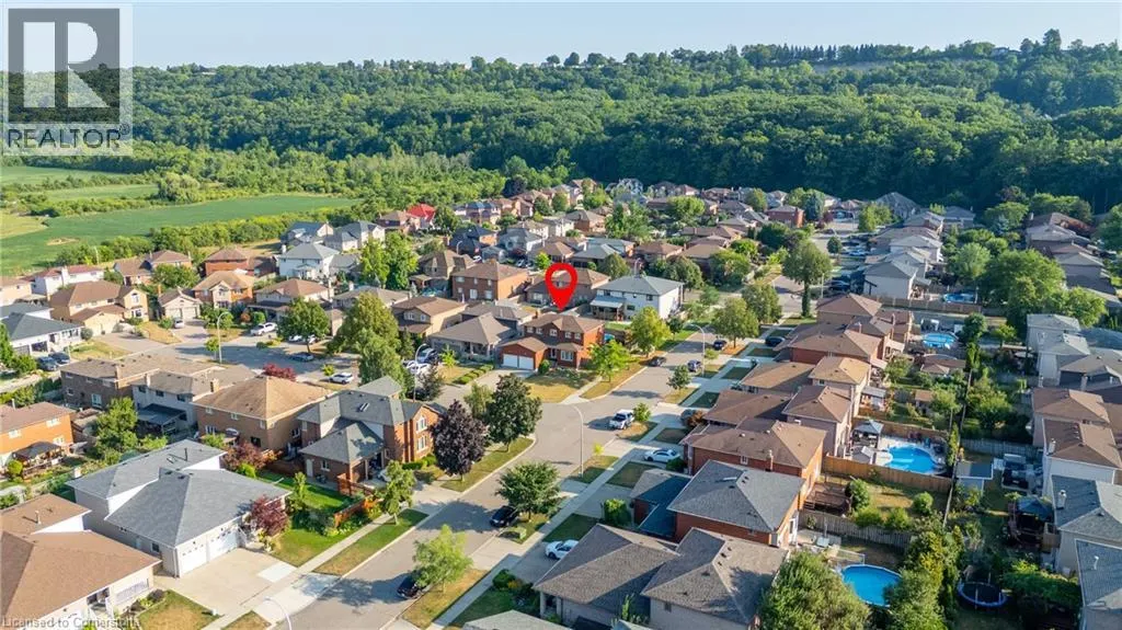 2 VINEHILL Drive