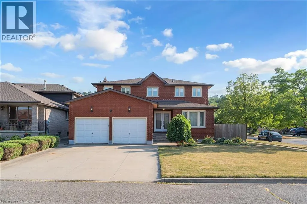2 VINEHILL Drive