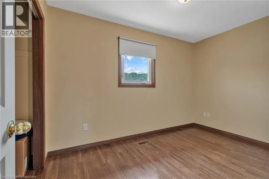 2 VINEHILL Drive