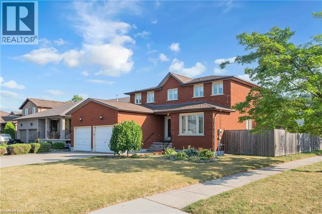 2 VINEHILL Drive