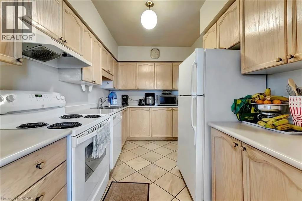 9 BONHEUR Court Unit# 902, #902