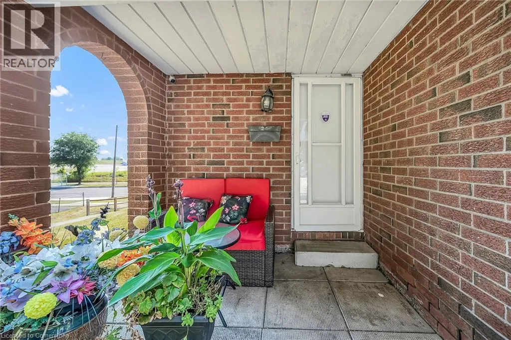 25 REDBURY Street Unit# 18, #18