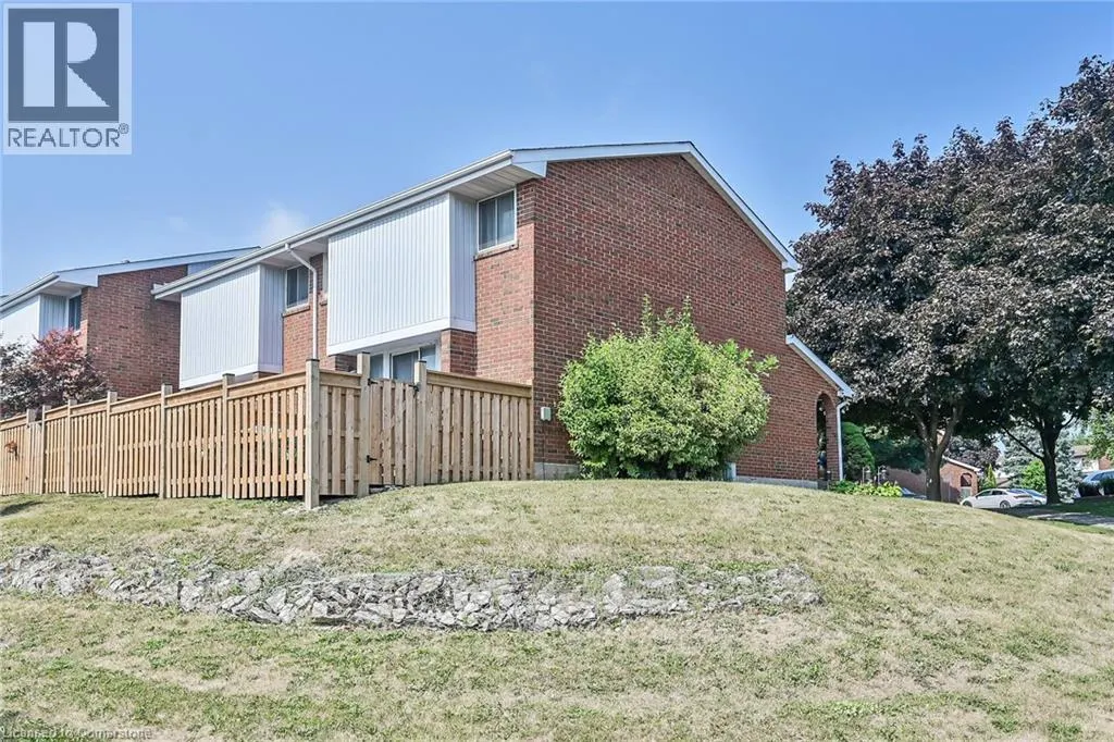 25 REDBURY Street Unit# 18, #18