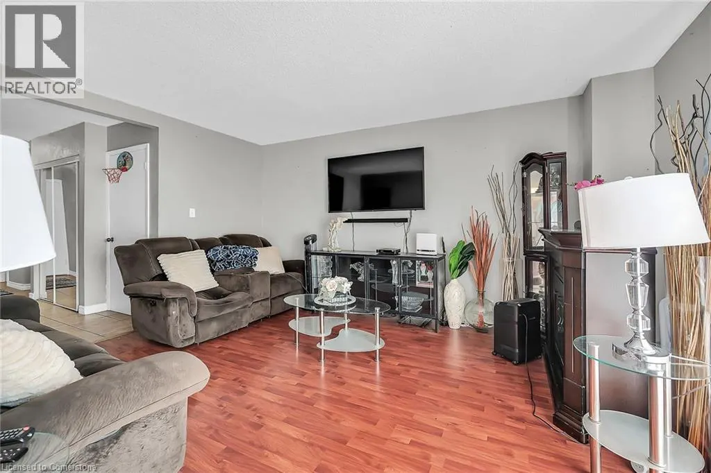 25 REDBURY Street Unit# 18, #18