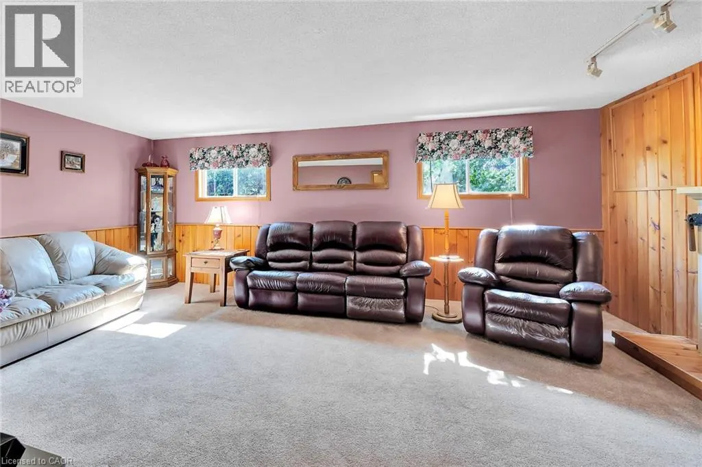 113 WADE Road N