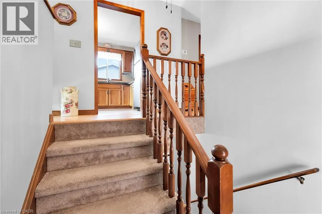 113 WADE Road N