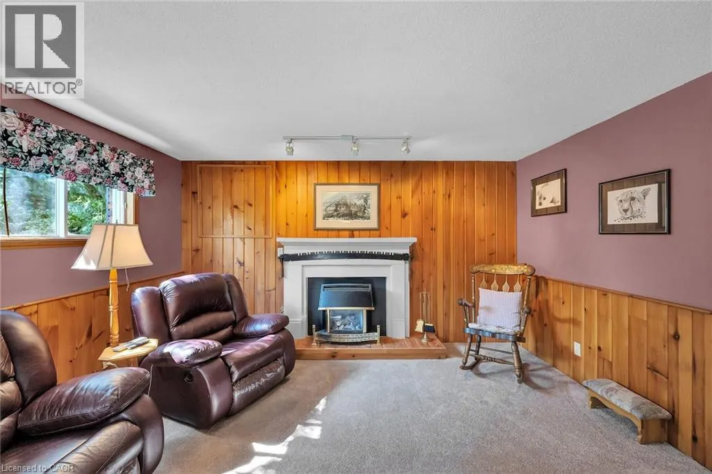 113 WADE Road N
