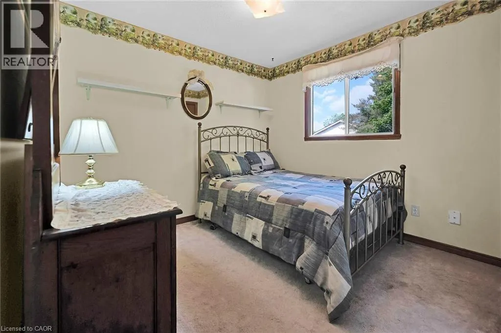 113 WADE Road N
