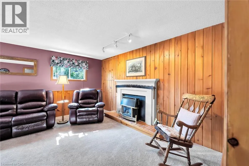 113 WADE Road N