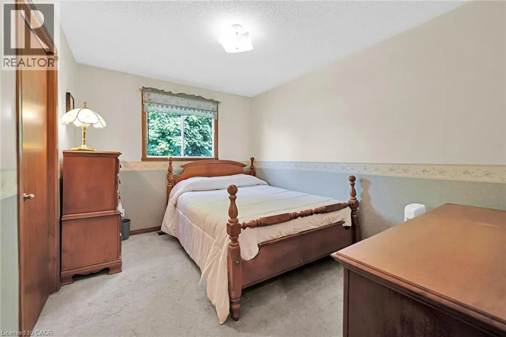 113 WADE Road N