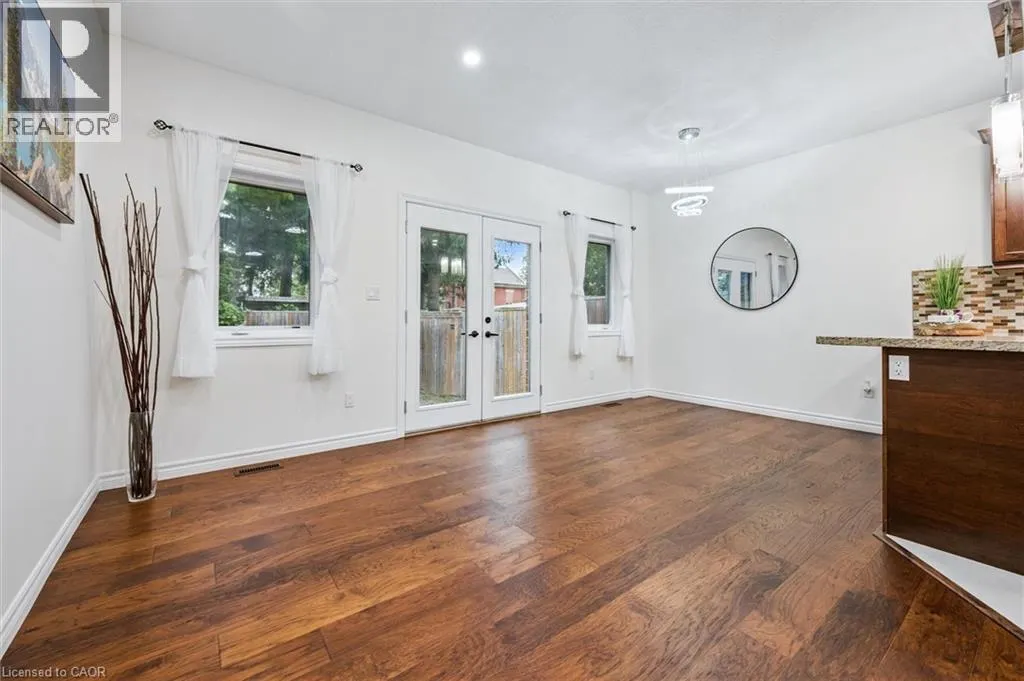 62 TURNER Avenue