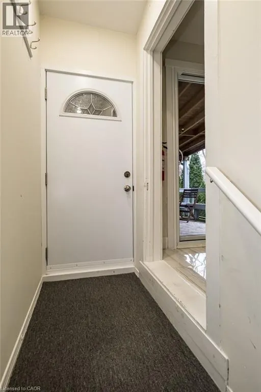 109 ROYAL Avenue