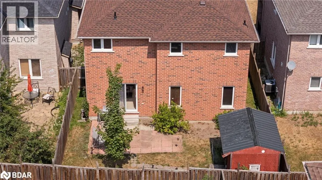 21 MCINTYRE Drive