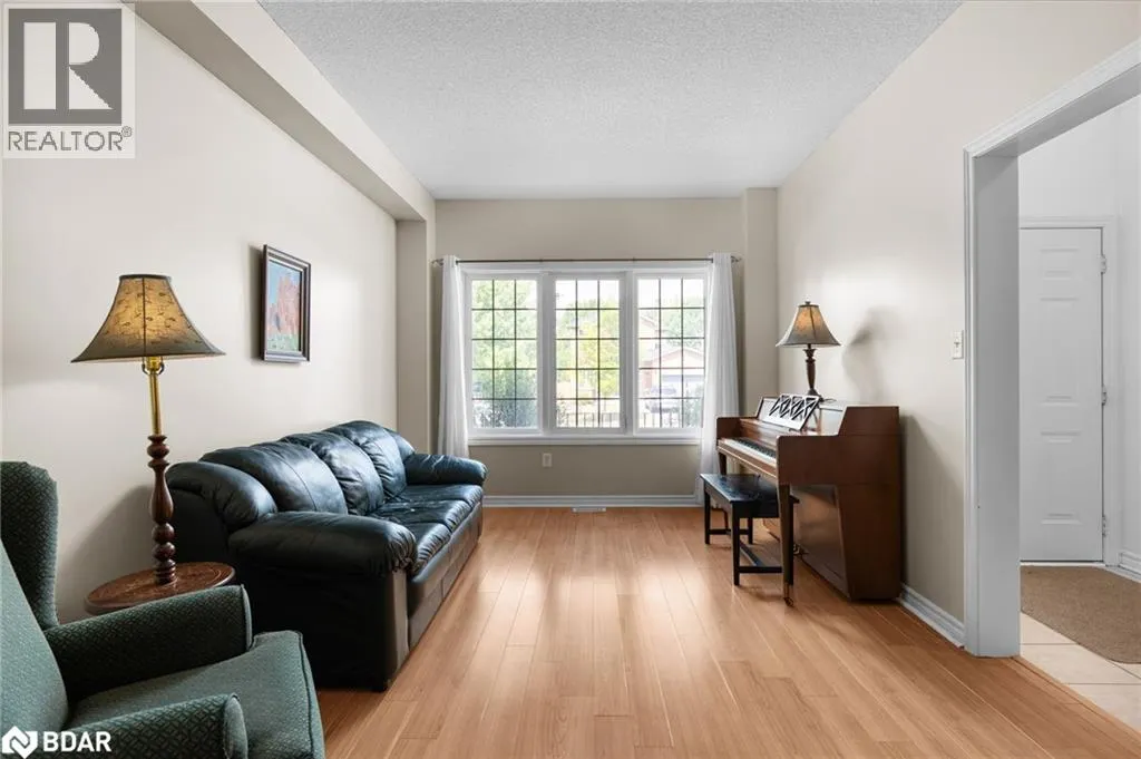 21 MCINTYRE Drive