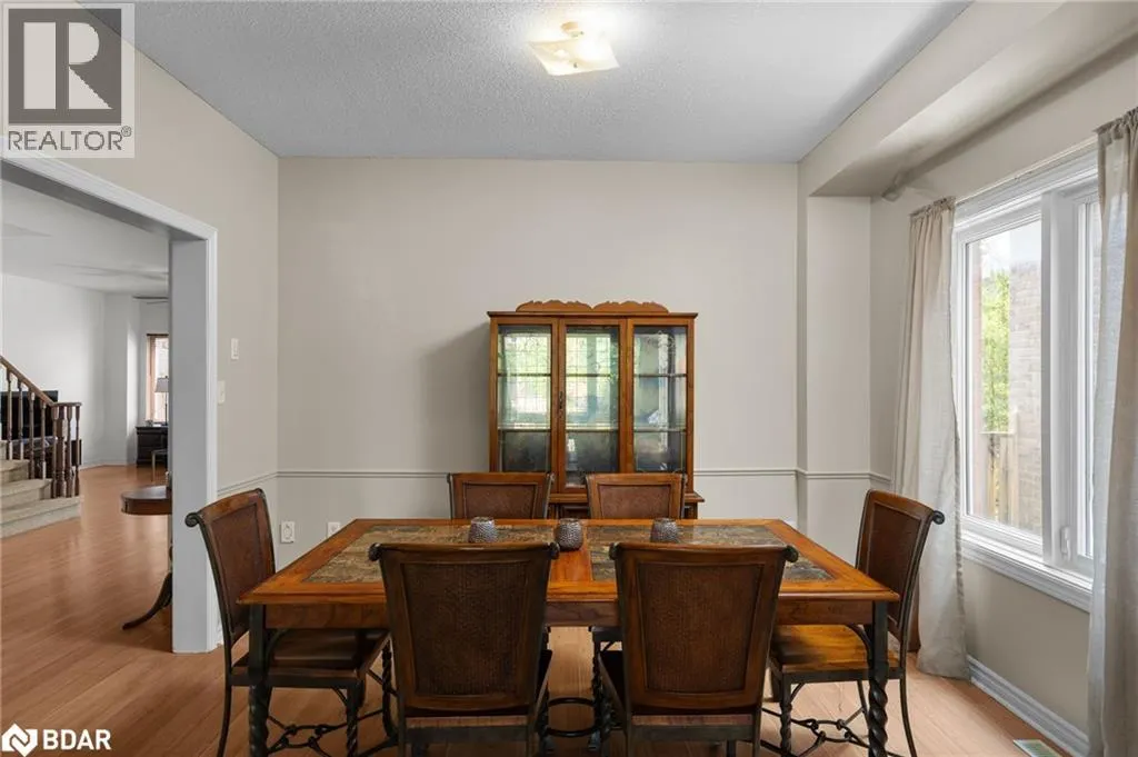 21 MCINTYRE Drive