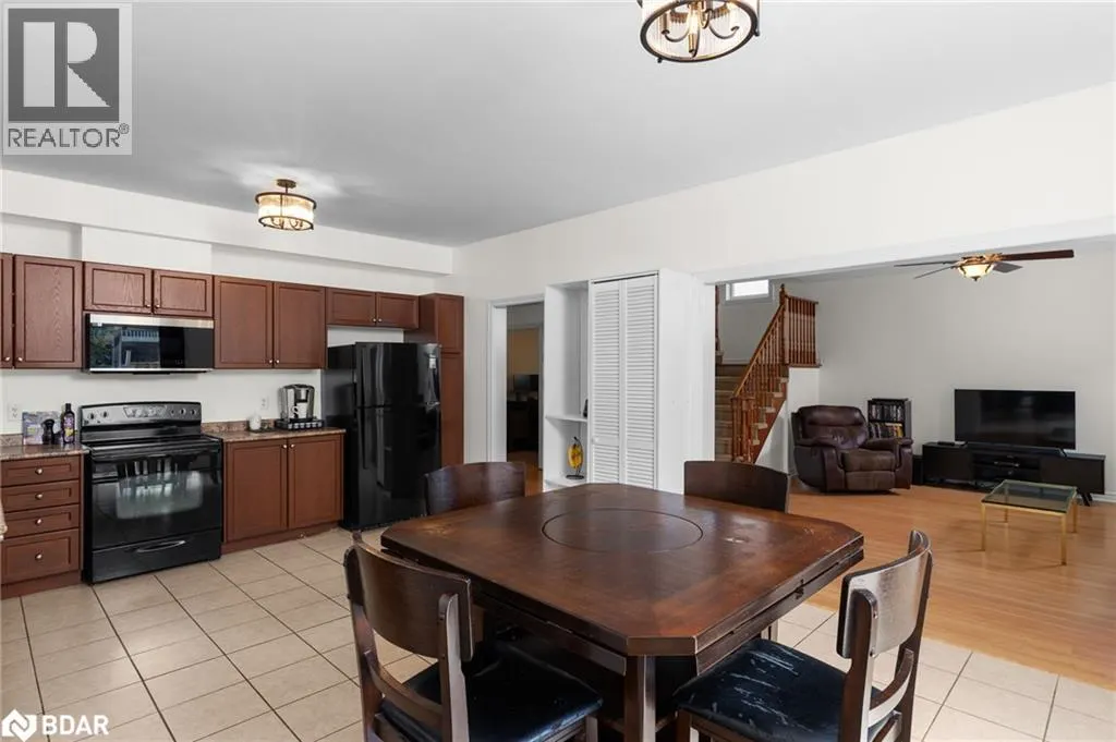 21 MCINTYRE Drive