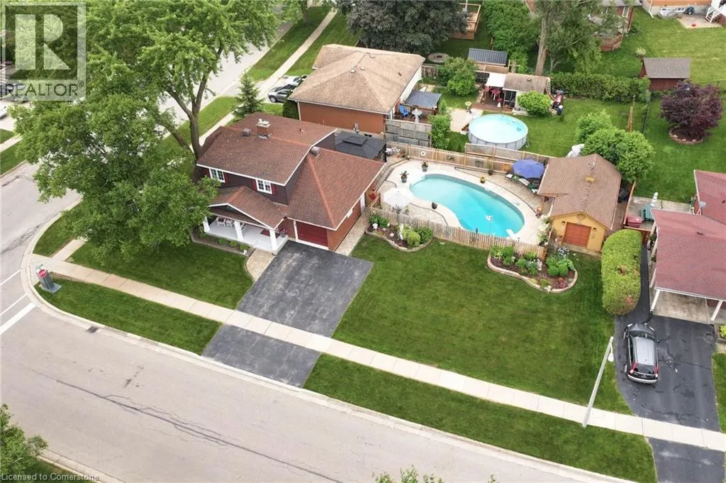 1 KINGFISHER Drive