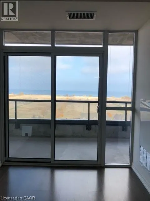 560 NORTH SERVICE Road Unit# 801, #801