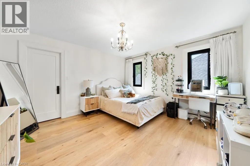 166 FOXRIDGE Drive