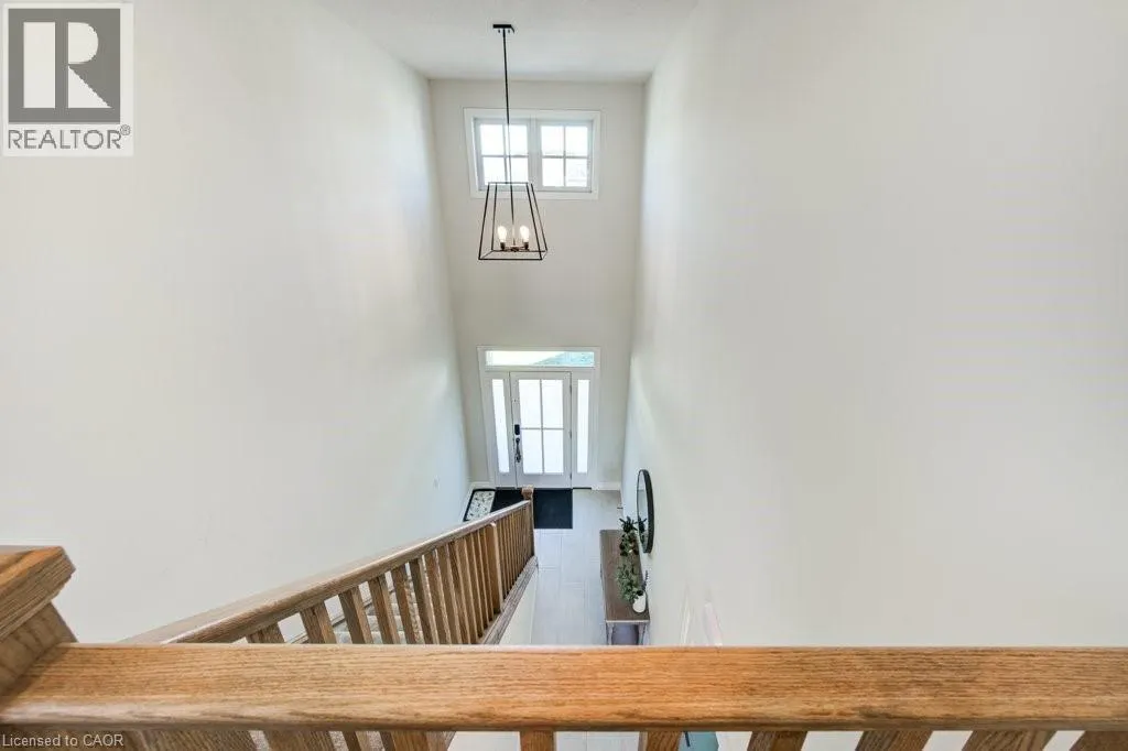 111 LIVINGSTON Drive