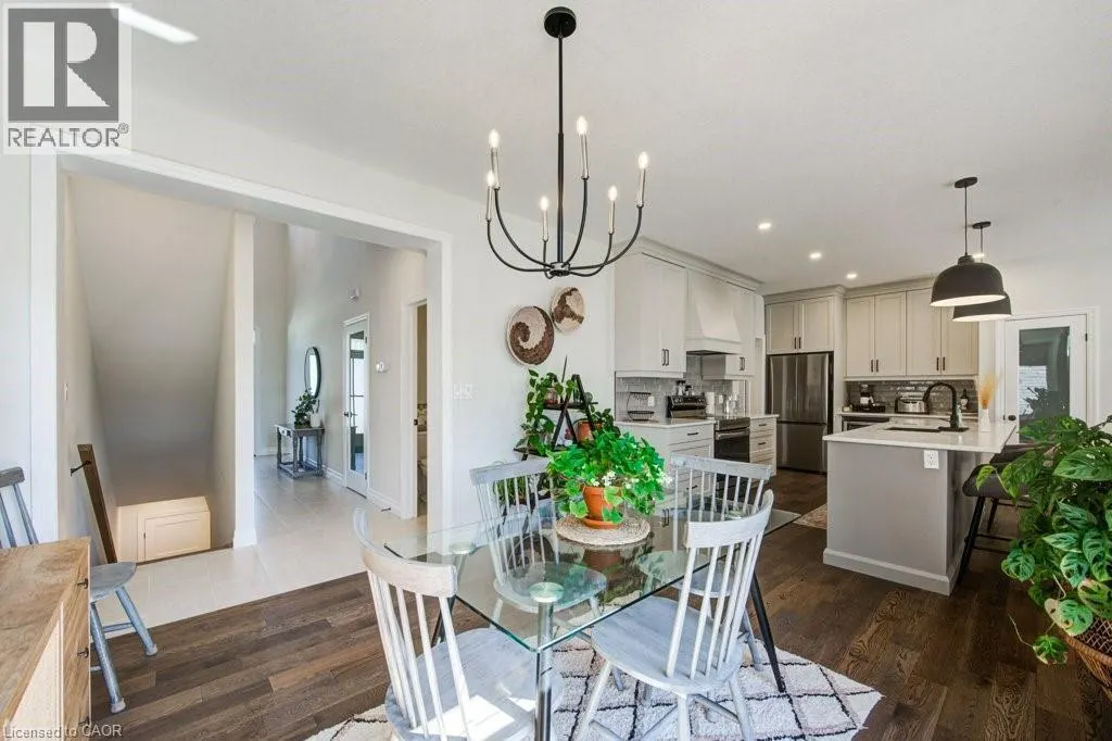 111 LIVINGSTON Drive