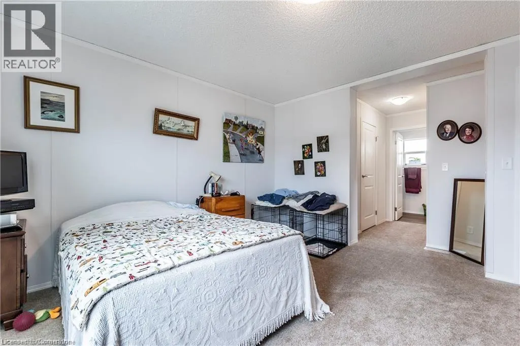 17 BENT WILLOW Court