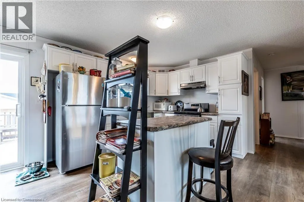 17 BENT WILLOW Court