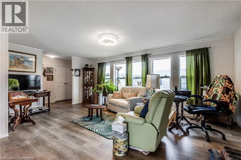 17 BENT WILLOW Court