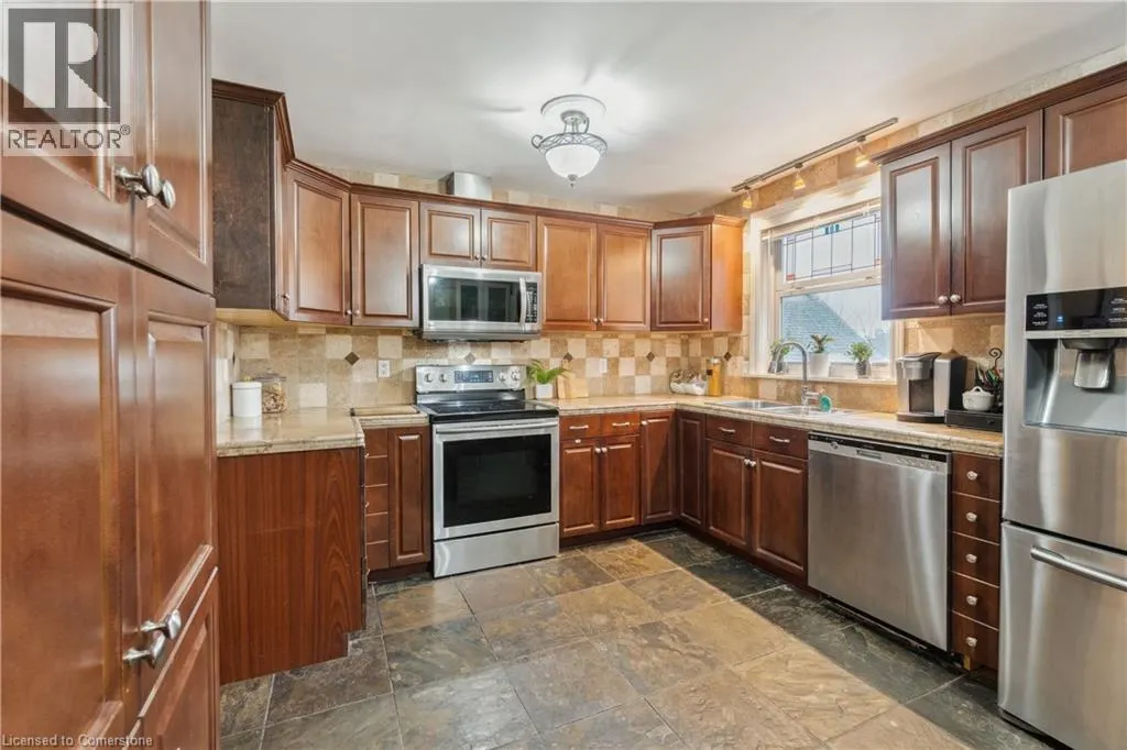 255 MAIN Street N Unit# Main Floor Only