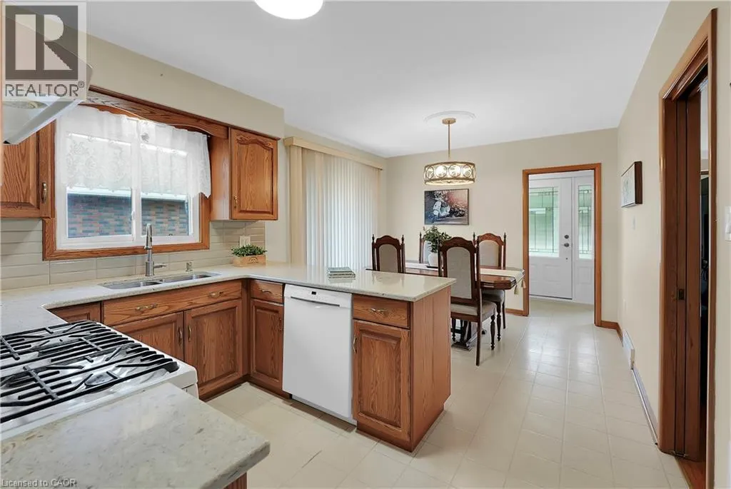 50 LOUTH Street