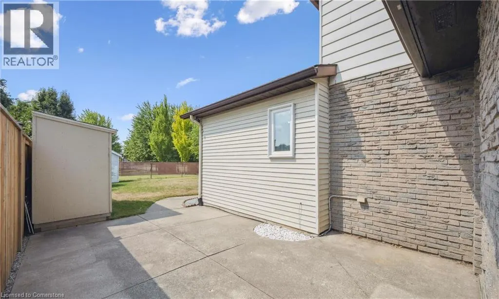136 ST JEROME Crescent