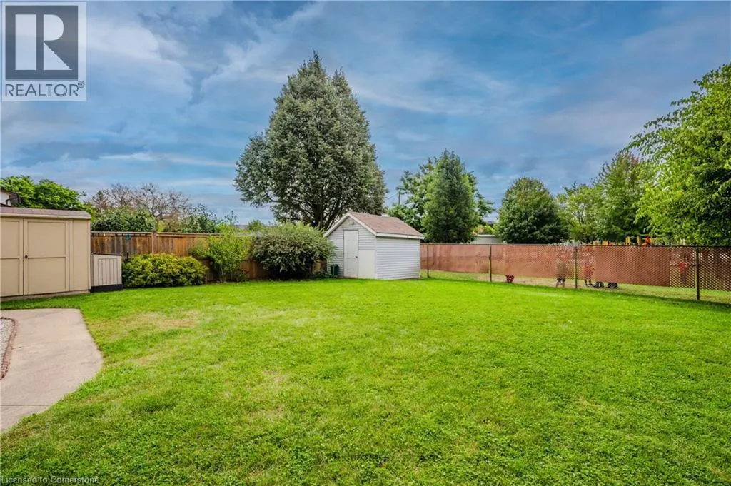 136 ST JEROME Crescent