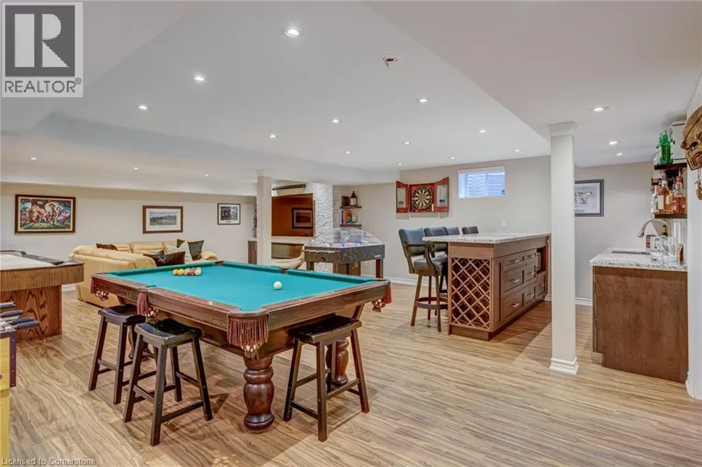 2372 RAVINE Gate