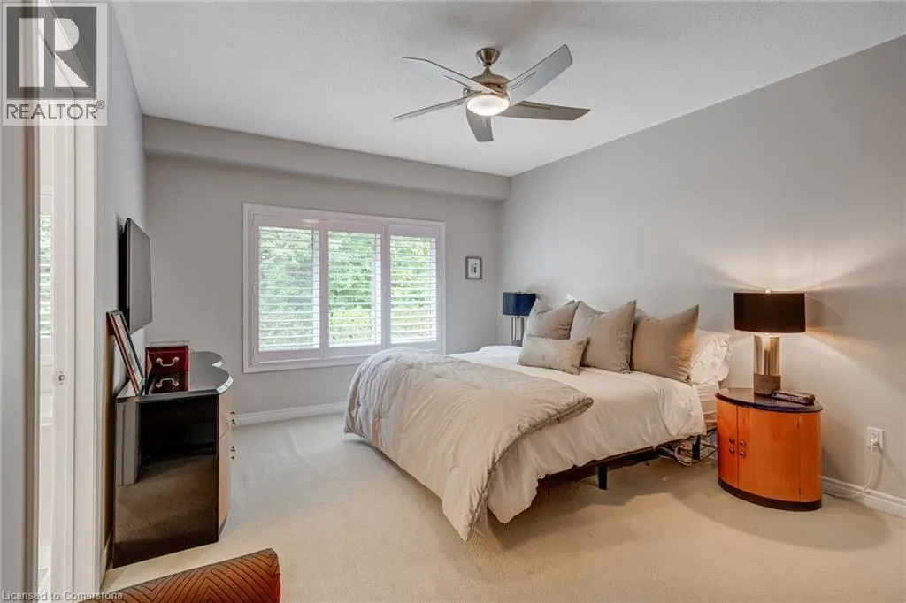 2372 RAVINE Gate