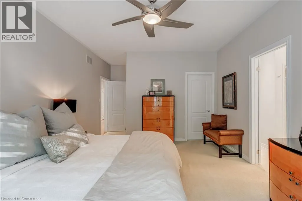 2372 RAVINE Gate