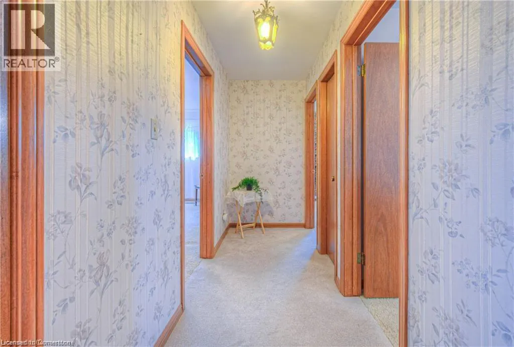 641 BLACK OAK Crescent