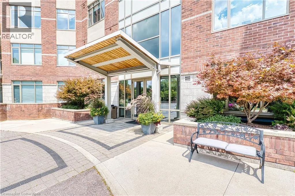 400 ROMEO Street N Unit# 103, #103