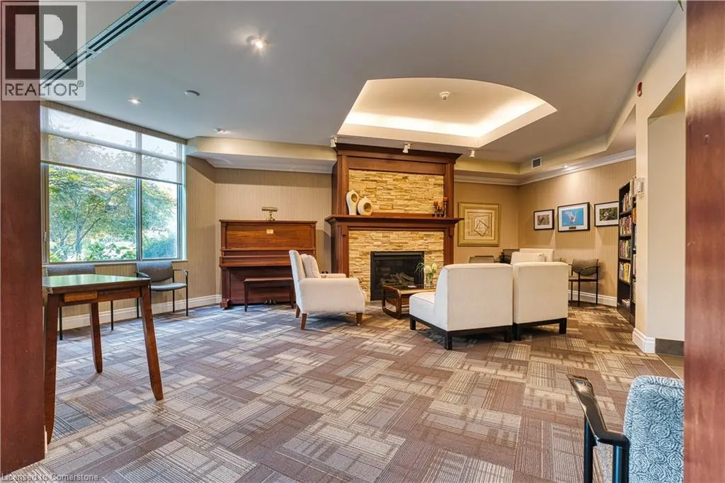 400 ROMEO Street N Unit# 103, #103