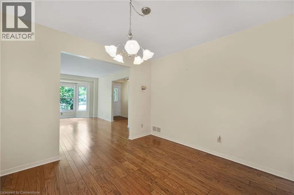 536 THORNDALE Drive