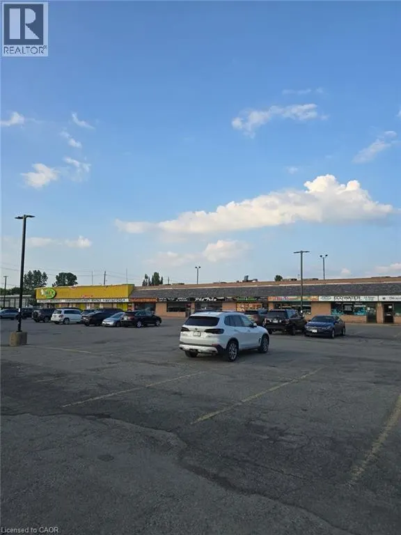 809 VICTORIA Street N Unit# 4B, #4B