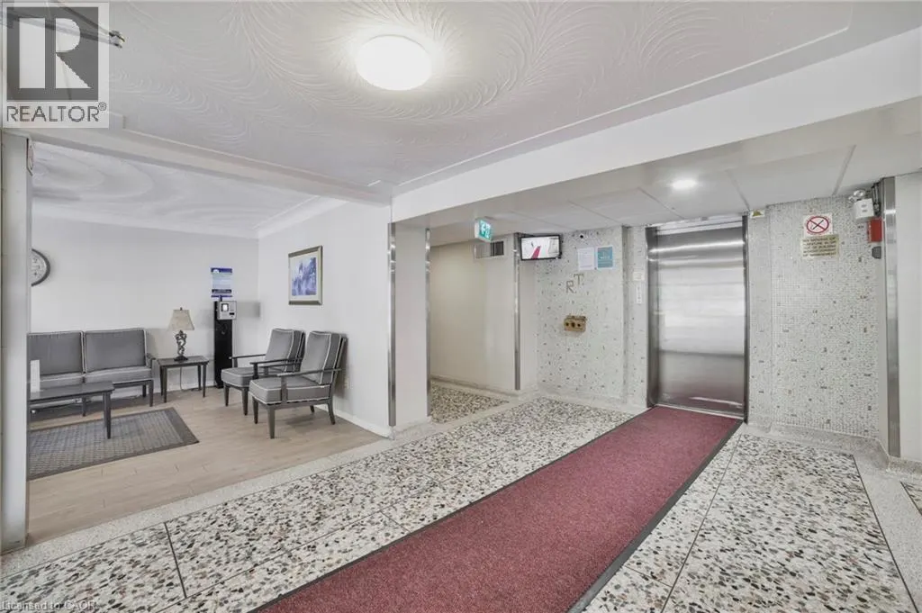 8 WOODMAN Drive S Unit# 808, #808
