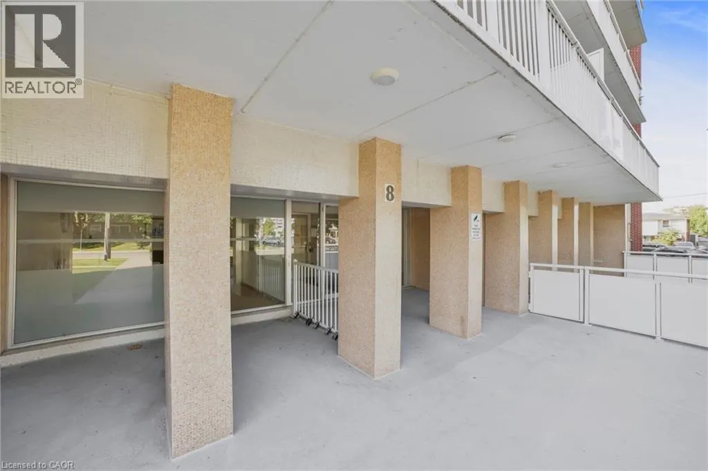 8 WOODMAN Drive S Unit# 808, #808