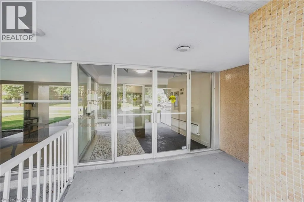8 WOODMAN Drive S Unit# 808, #808