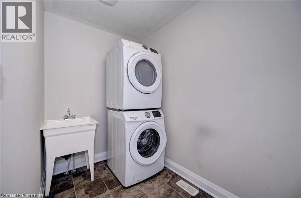 592 BLAIR CREEK Drive Unit# A, #A
