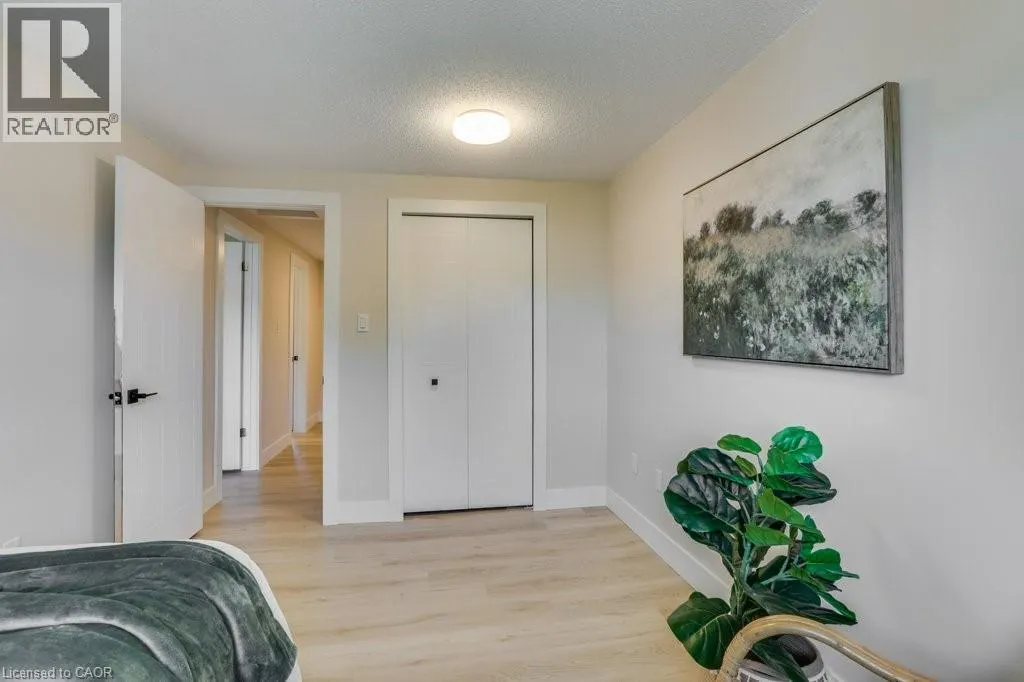 246 MARTINET Avenue
