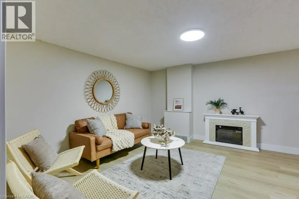 246 MARTINET Avenue