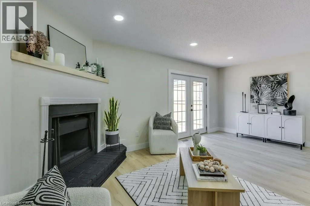 246 MARTINET Avenue