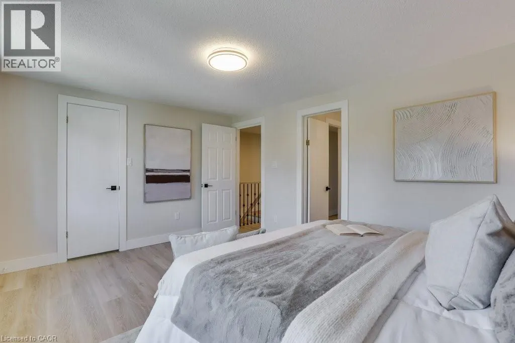 246 MARTINET Avenue