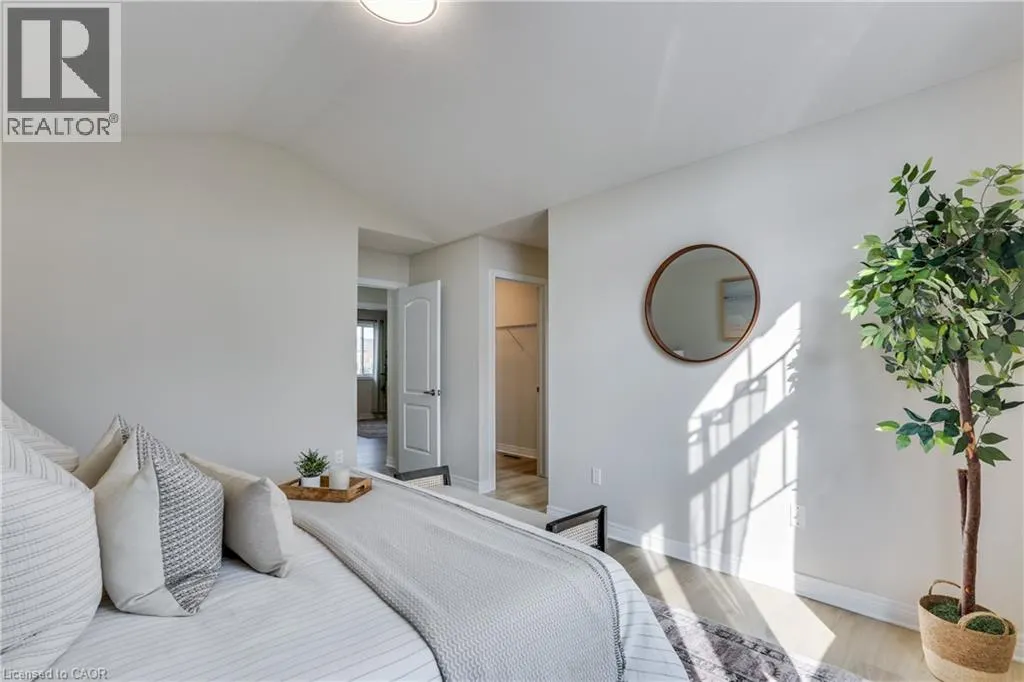 1851 REILLY Walk