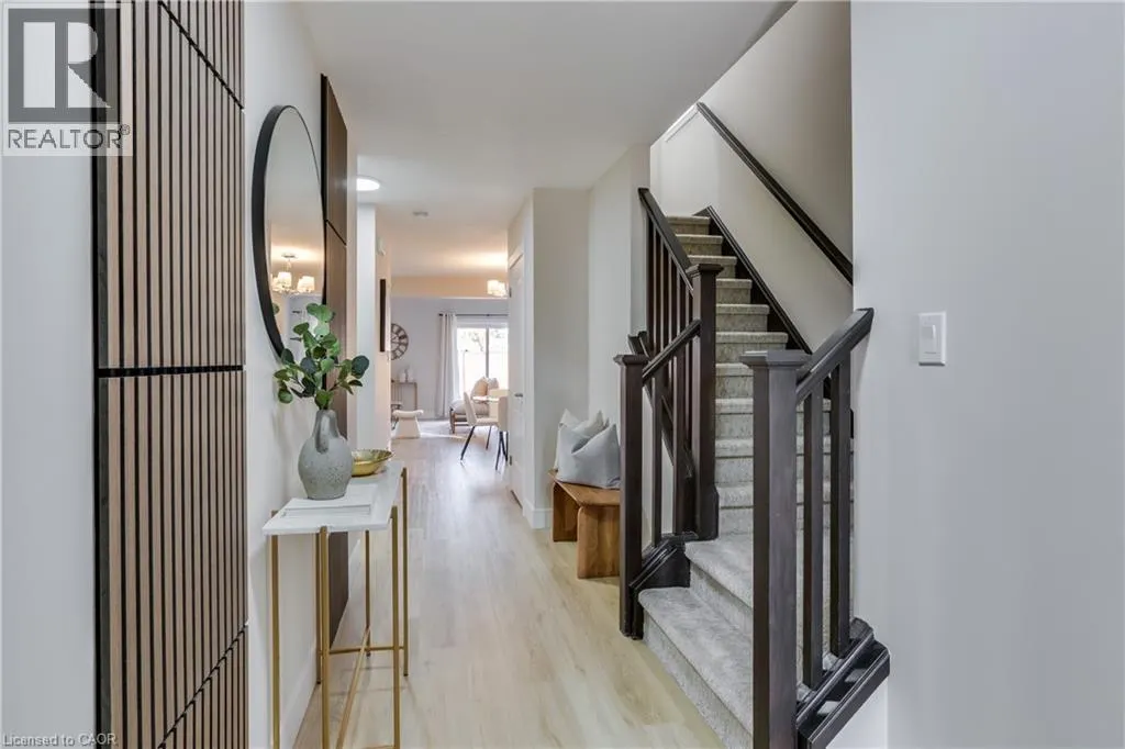 1851 REILLY Walk